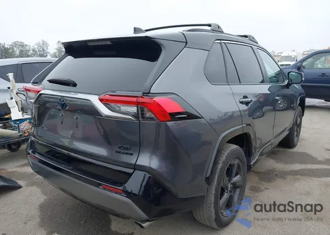 2021 Toyota Rav4 Hybrid Xse z USA, uszkodzony, nr VIN 4T3E6RFV1MU032243